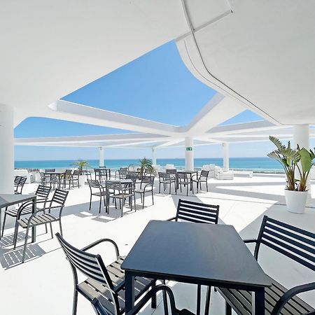 Global Properties, Apartamento Con Terraza Y Vistas Al Mar Y A La Montana 카넷드버렝구어 외부 사진