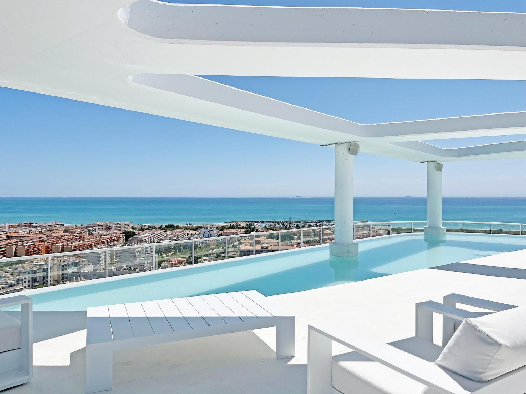Global Properties, Apartamento Con Terraza Y Vistas Al Mar Y A La Montana 카넷드버렝구어 외부 사진