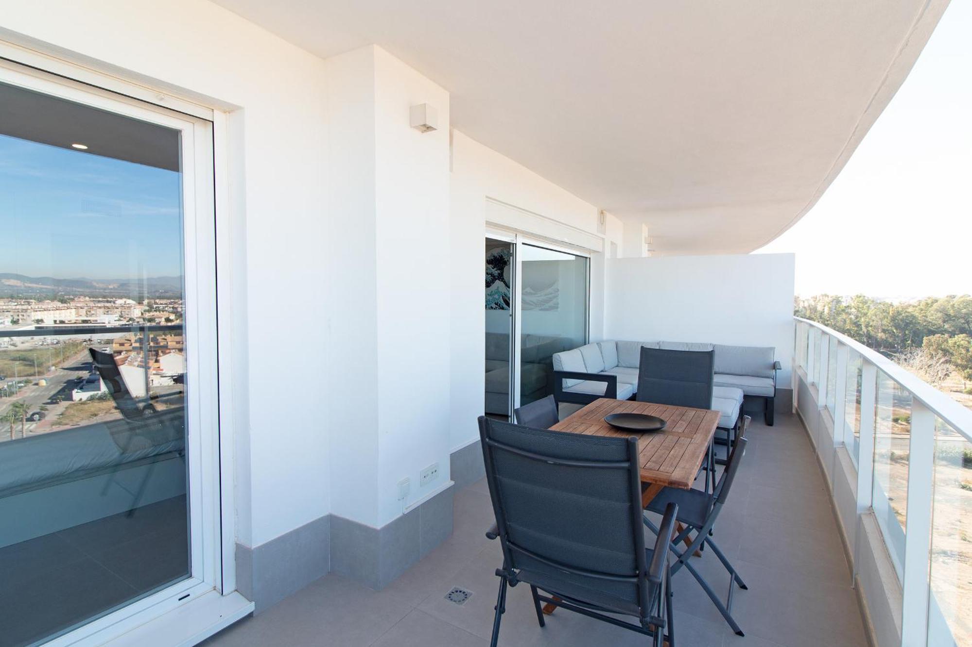 Global Properties, Apartamento Con Terraza Y Vistas Al Mar Y A La Montana 카넷드버렝구어 외부 사진