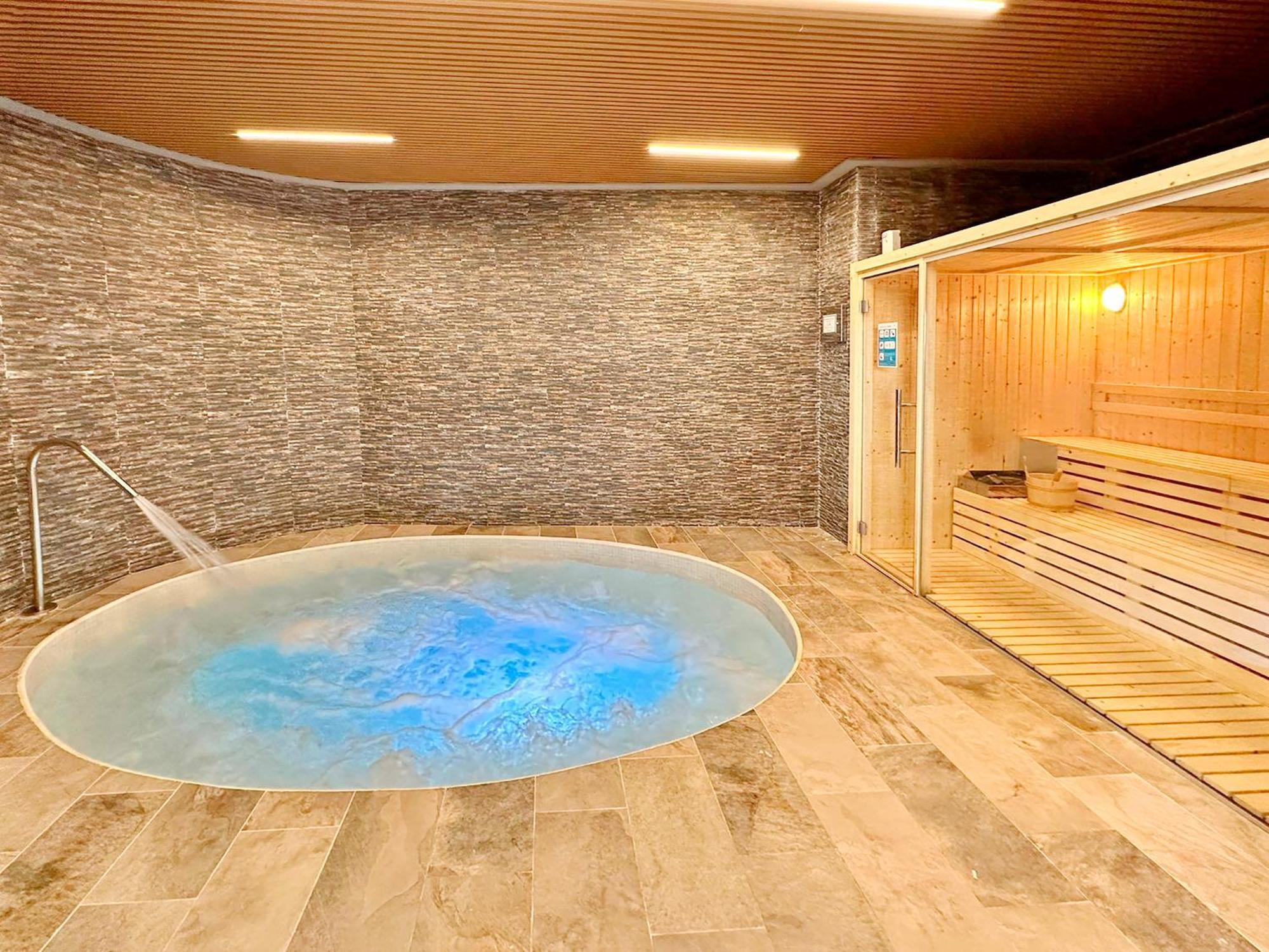Global Properties, Apartamento Con Terraza Y Vistas Al Mar Y A La Montana 카넷드버렝구어 외부 사진
