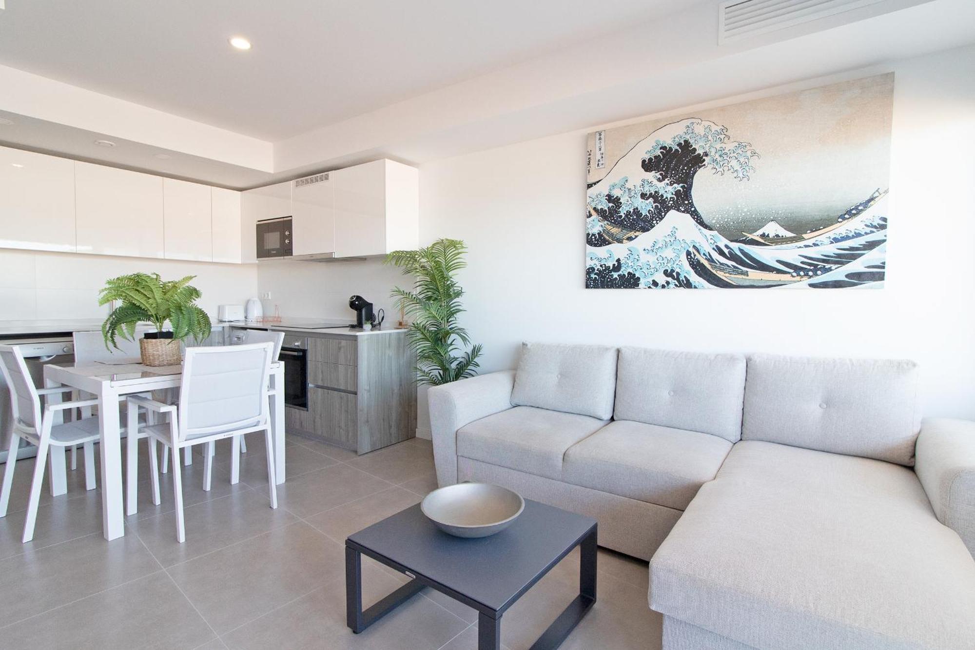 Global Properties, Apartamento Con Terraza Y Vistas Al Mar Y A La Montana 카넷드버렝구어 외부 사진